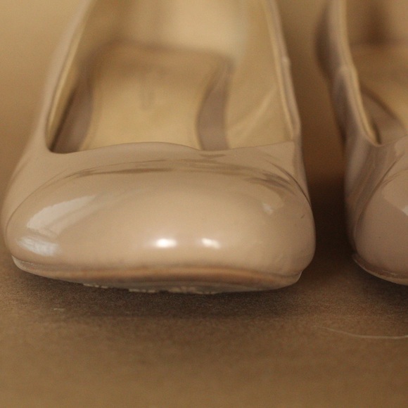 CL by Laundry Paton Nude Heels - Picture 2 of 4